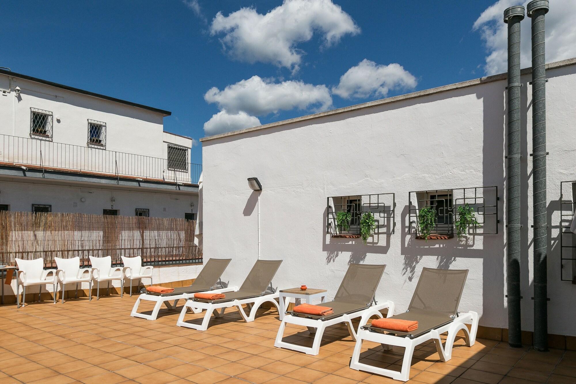 Hotel 139 Castelldefels Dış mekan fotoğraf