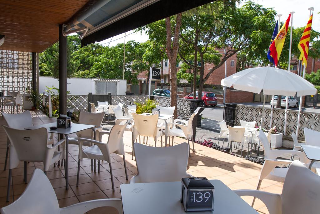 Hotel 139 Castelldefels Dış mekan fotoğraf