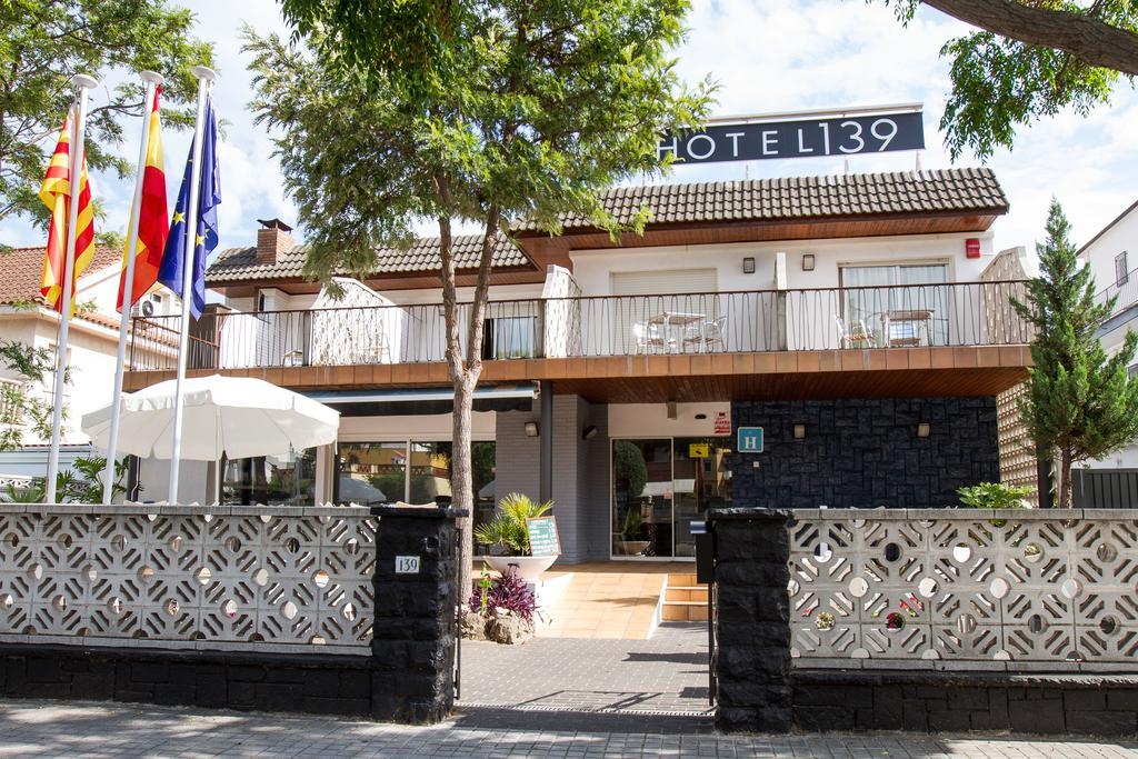 Hotel 139 Castelldefels Dış mekan fotoğraf
