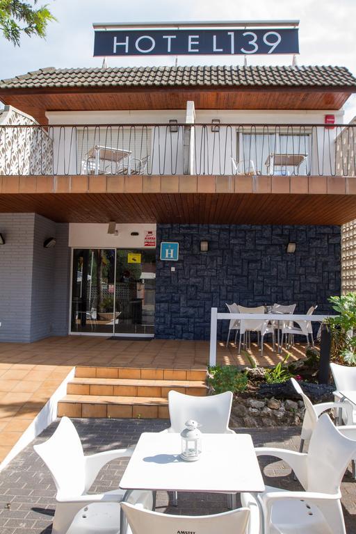 Hotel 139 Castelldefels Dış mekan fotoğraf